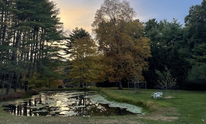 Yulan House | 7 Acre Lake House by Narrowsburg
