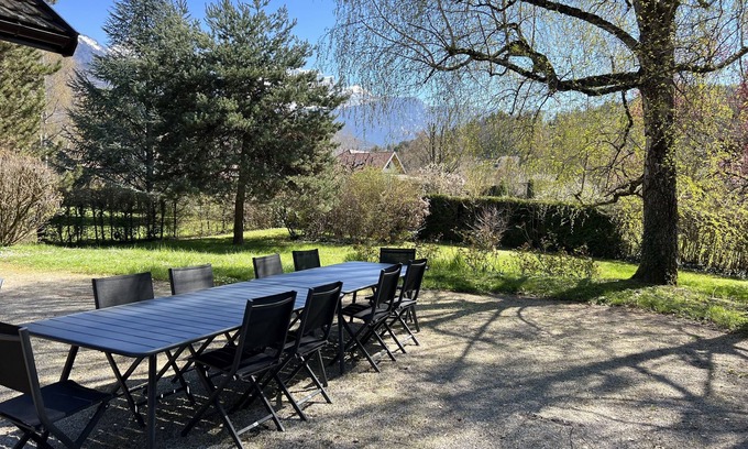 Menthon-Saint-Bernard Villa | 7-bedroom house 100m from Lake Annecy, 3* classified tourist accommodation