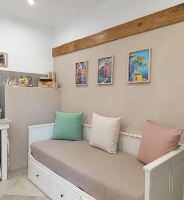Arcola House | 7 Botti