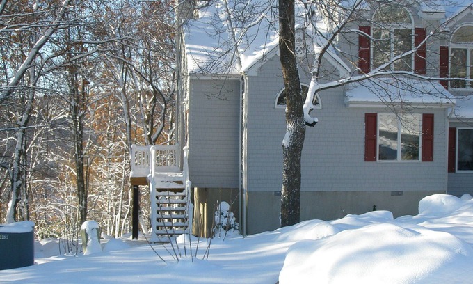 Lake Harmony Estates House | 7 Day discount! Close to home. Lake Club hiking biking close by AC Wifi Cable