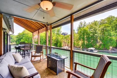 Seneca Apartment | 7 Mi to Clemson Stadiums Lake Keowee Getaway!