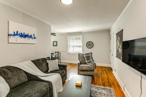 Inglewood House | 7 Mi to Dtwn Apt with Spacious Yard in Nashville