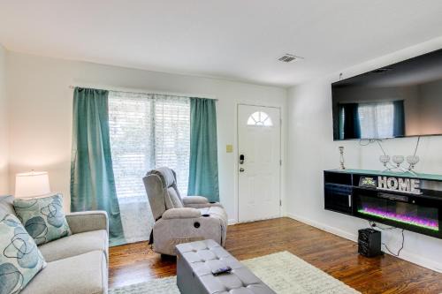 Augusta House | 7 Mi to Dtwn Family-Friendly Augusta Home with Yard