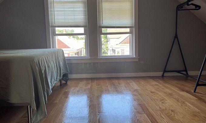 Readville Apartment | 7 minutes from Milton Academy and Curry College. 25 minutes from Boston Common.