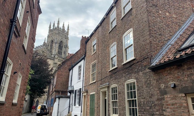 York House | 7 Precentor's Court