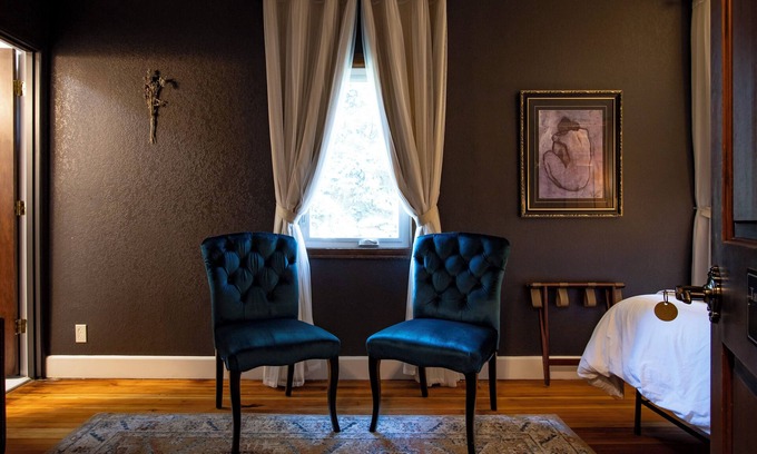 Packwood Apartment | #7 Tatoosh Ridge Trail Suite 18+ Private Bath