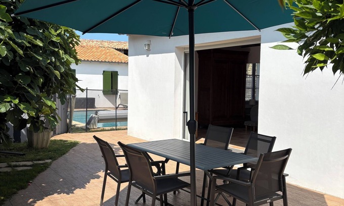 Sainte-Marie-de-Re House | 70m2 loft for 5 people with heated pool, village center