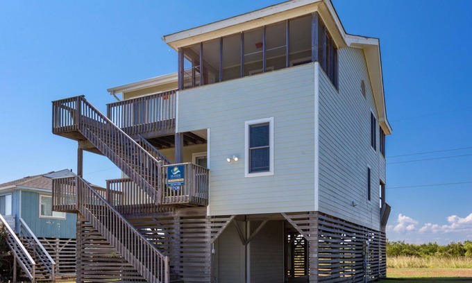 South Nags Head House | 7120 Twelfth of Never * 4 Min Walk to the Beach