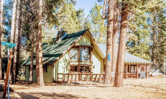 Ponderosa House | 7200ft Elv ,Sequoias Trl 100 Giant,LRG Family,Pets