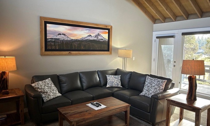 Sunriver Condo | 73 Meadow House | 2 BR/2 BA, Sleeps 4