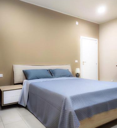 Reggio Calabria Apartment | 76 Avenue Suites Wi-Fi - Shuttle