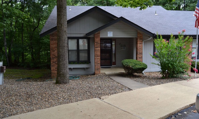 Hot Springs Village House | 7RomeLn | Cortez Courts Townhome | Sleeps 6