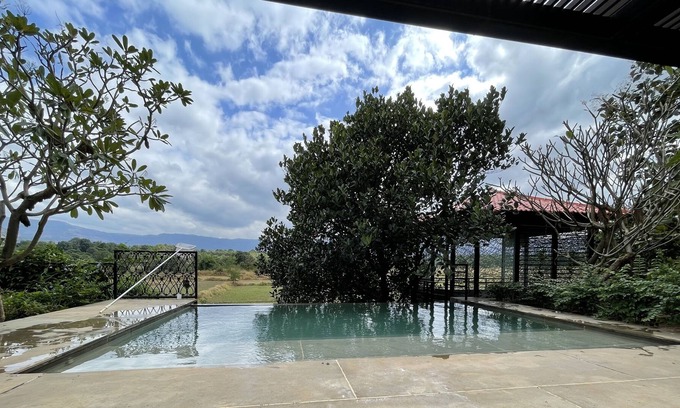 Karjat Villa | 7th sky cheerful villa