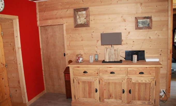 Mont-de-Lans Ski Chalet | 8/10 people cottage 110 m2