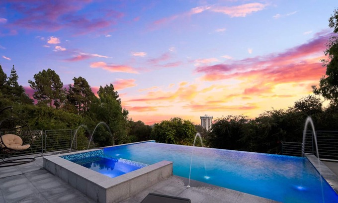 Bel Air House | 8 Bedroom Estate