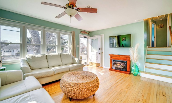 North Cape May House | 8 Blocks to Beach: BBQ-Ready North Cape May Home!