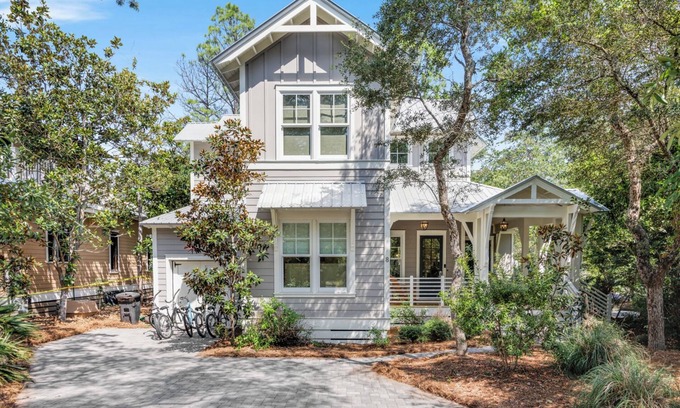 Hammocks of Seagrove House | 8 Bramble – Pool + Bikes – Summer 20% Off