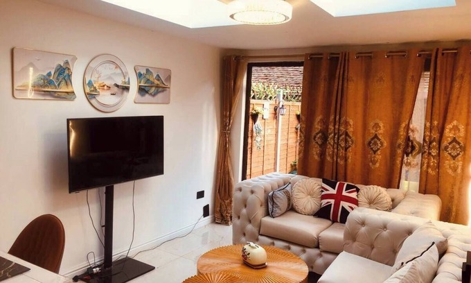 Kennington House | 8 Guests - Pet Friendly - Near Tube & Kennington