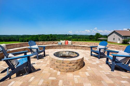 Pilot Mountain House | 8 Mi to Dtwn Mt Airy Mtn-View North Carolina Home