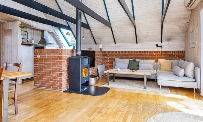 Pøt Strandby House | 8 person holiday home in Juelsminde
