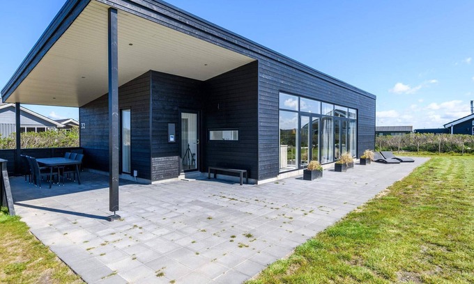 Sondervig House | 8 person holiday home in Ringkøbing