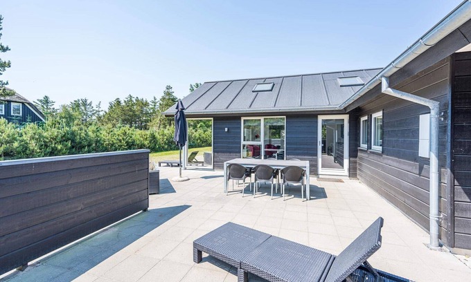 Blavand Strand House | 8 person holiday home in Blåvand