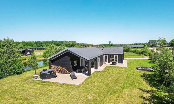 Fjellerup Strand House | 8 person holiday home in Glesborg