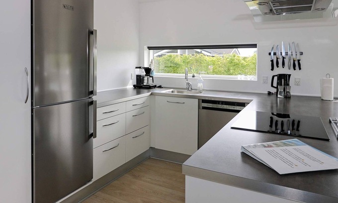 Haslevgarde House | 8 person holiday home in Hadsund