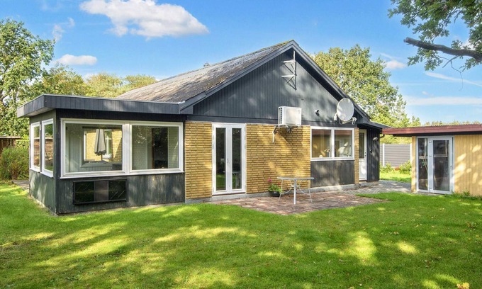 Skjern House | 8 person holiday home in Skjern-By Traum