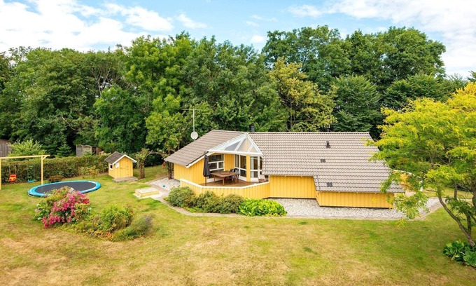 Mommark Strand House | 8 person holiday home in Sydals