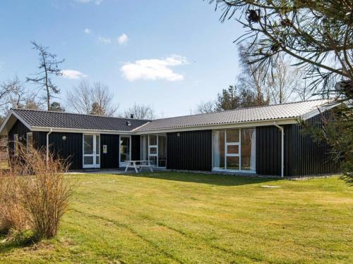 Vibæk Strand House | 8 person holiday home in Ebeltoft-By Traum