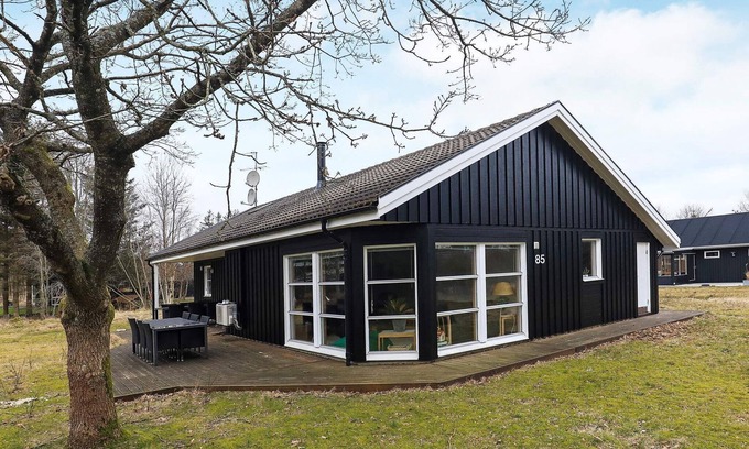 Hou House | 8 person holiday home in Hals