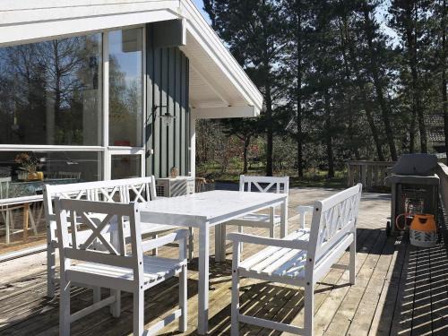 Hou House | 8 person holiday home in Hals-By Traum