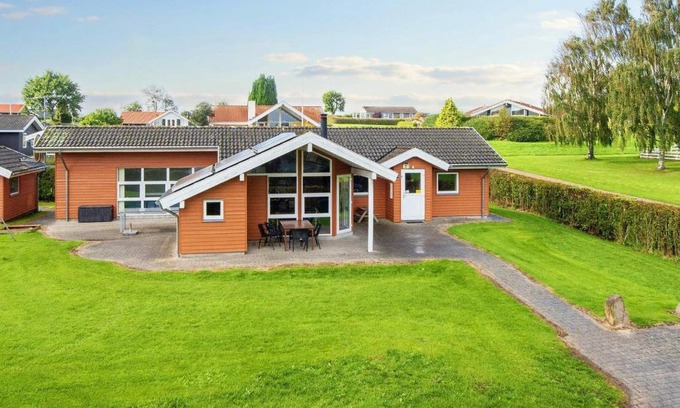 Hejlsminde Strand House | 8 person holiday home in Hejls