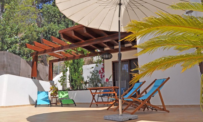Pinares de San Anton Apartment | 80 m2 Sundeck in middle of green