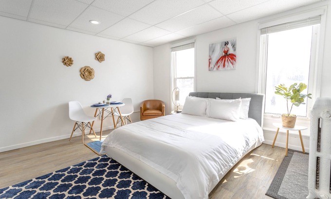 Kutzky Park Apartment | 8076-Walk to Mayo-Charming Studio with free Parking