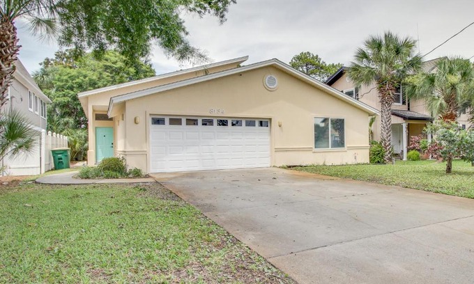Silver Sands House | 8134 South Lagoon Drive