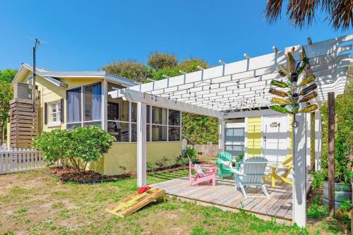 Folly Beach House | 817 E Ashely Ave Pleasant Breeze