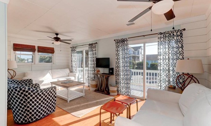 Folly Beach House | 818 East Arctic! Classic Folly Beach Cottage close to beach access!