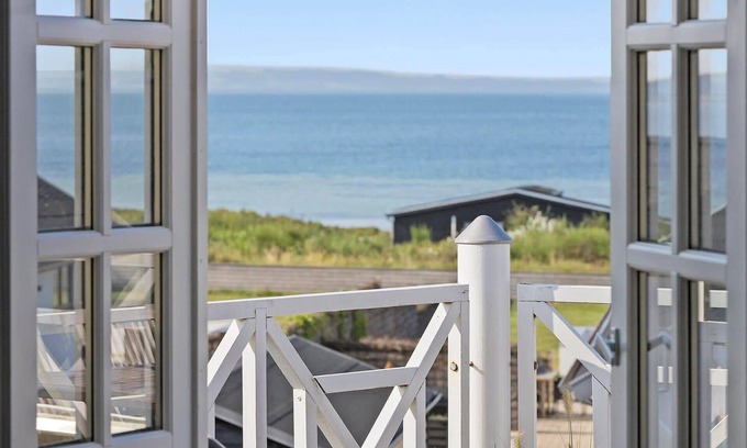Vibæk Strand House | 8409 Ebeltoft - Mimosavej 1 1. sal