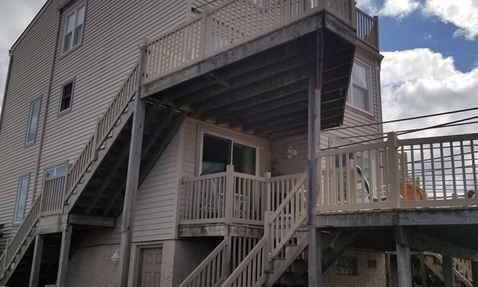 Townsend's Inlet House | 8501 Sounds Ave Unit 10