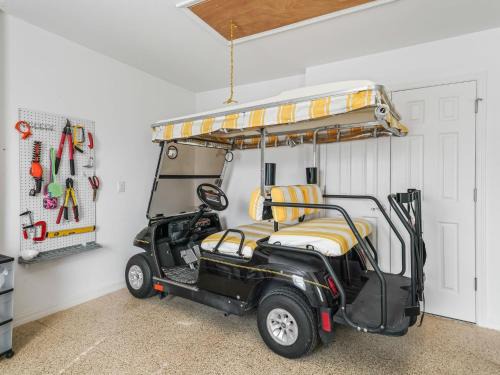 Charlotte Villa | 871 Z4A VILLAGE OF CHARLOTTE by REMAX Premier