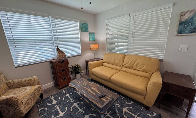 Vero Beach Apartment | 875 Oasis #4 Location!
