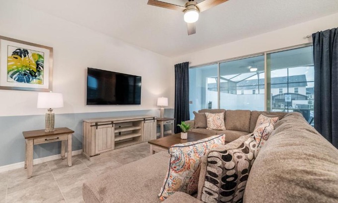 Bay Lake House | 8972 Amelia Downs