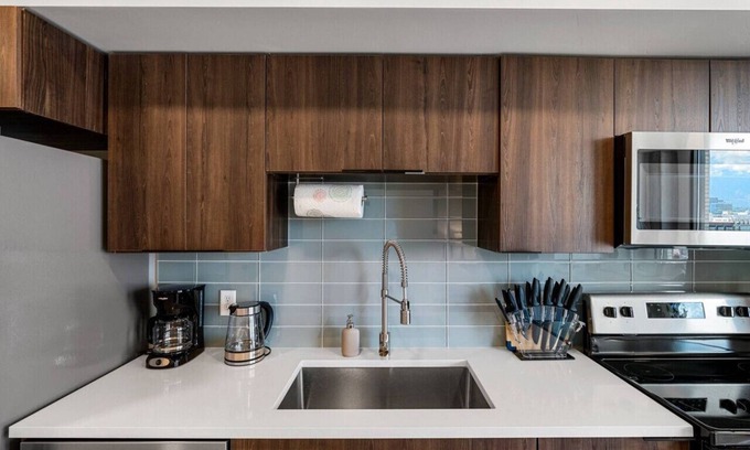 Rio Grande Apartment | 8th fl. Amazing views! Lux design! Pool/gym/Pkg!