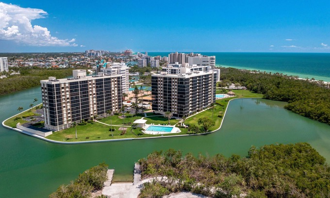 Vanderbilt Beach Condo | 8th Floor Oceanview! Large Balcony ~ Steps to Vanderbilt Beach
