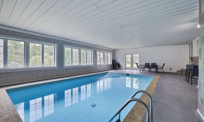 Narrowsburg House | 9-bedroom home with Private Indoor heated Pool - Firepit - 7 acres - sleeps 22