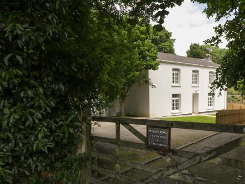 Truro House | 9 Copes Gardens