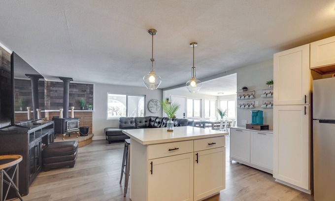 Wonder Valley House | 9 Mi to Joshua Tree NP: Home w/Views!