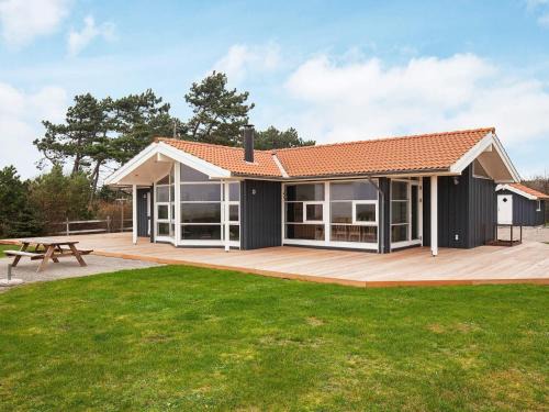 Venemose House | 9 person holiday home in Gørlev-By Traum